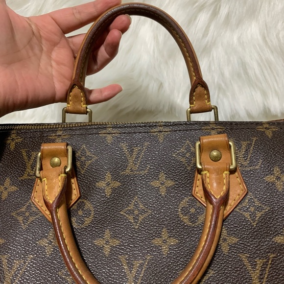 πS O L D π*** SPEEDY 40 *** - Picture 12 of 16